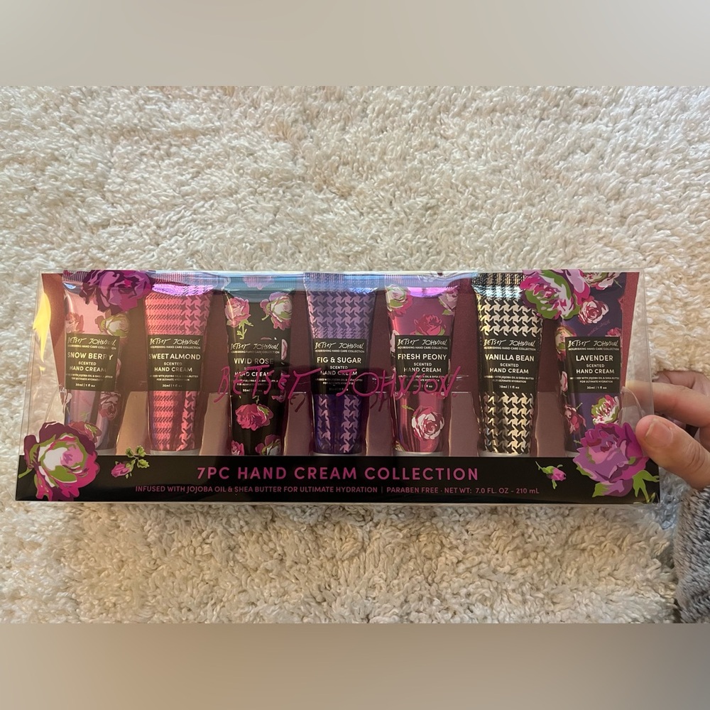 Betsy Johnson 7pc Hand Cream Collection